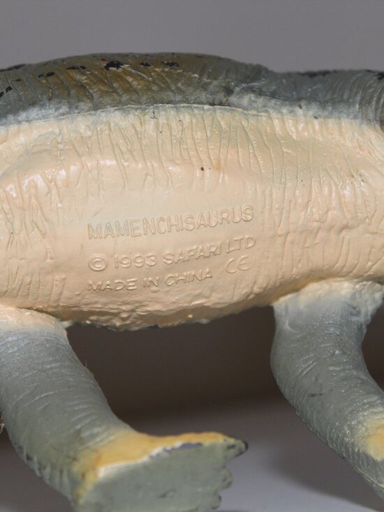 Amazon.com: Mamenchisaurus Dinosaur PVC Realistic Animal  24\